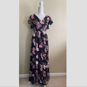 TORRID BLACK FLORAL PRINT CHALLIS MAXI DRESS Size: 0